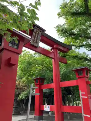 彌彦神社　(伊夜日子神社)の鳥居