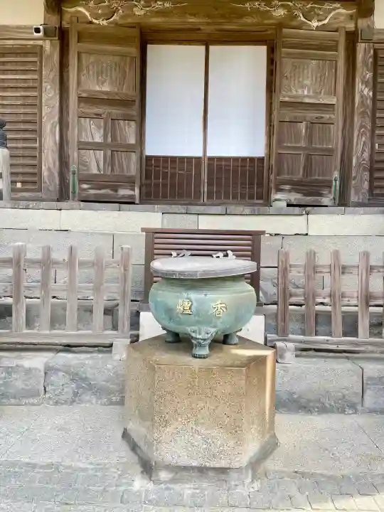 妙法寺の{uncategorized: "未分類", other: "その他", undefined: "問題あり", building: "その他建物", grave: "お墓", sacred_gate: "鳥居", guardian: "狛犬", statue: "像", buddha: "仏像", history: "歴史", nature: "自然", garden: "庭園", animal: "動物", pagoda: "塔", temizu: "手水舎", mountain_gate: "山門・神門", sanctuary: "本殿・本堂", subordinate: "末社・摂社", art: "芸術", scenery: "景色", jizo: "地蔵", ema: "絵馬", goshuin: "御朱印", omikuji: "おみくじ", items: "授与品その他", amulet: "お守り", goshuincho: "御朱印帳", eats: "食事", festival: "お祭り", votive_dance: "神楽", shichigosan: "七五三参", wedding: "結婚式", experience: "体験その他", initially: "初詣", around: "周辺", anti_infection: "感染症対策"}