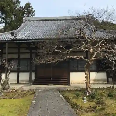 吸湖山　青岸寺の本殿・本堂