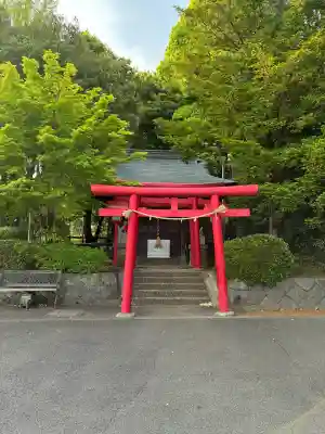 南大沢八幡神社の{uncategorized: "未分類", other: "その他", undefined: "問題あり", building: "その他建物", grave: "お墓", sacred_gate: "鳥居", guardian: "狛犬", statue: "像", buddha: "仏像", history: "歴史", nature: "自然", garden: "庭園", animal: "動物", pagoda: "塔", temizu: "手水舎", mountain_gate: "山門・神門", sanctuary: "本殿・本堂", subordinate: "末社・摂社", art: "芸術", scenery: "景色", jizo: "地蔵", ema: "絵馬", goshuin: "御朱印", omikuji: "おみくじ", items: "授与品その他", amulet: "お守り", goshuincho: "御朱印帳", eats: "食事", festival: "お祭り", votive_dance: "神楽", shichigosan: "七五三参", wedding: "結婚式", experience: "体験その他", initially: "初詣", around: "周辺", anti_infection: "感染症対策"}