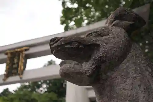 三峯神社の狛犬