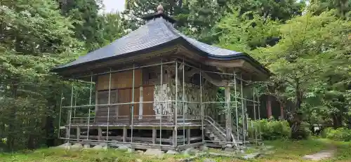 長光院の本殿・本堂