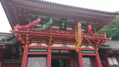 鶴岡八幡宮の山門・神門