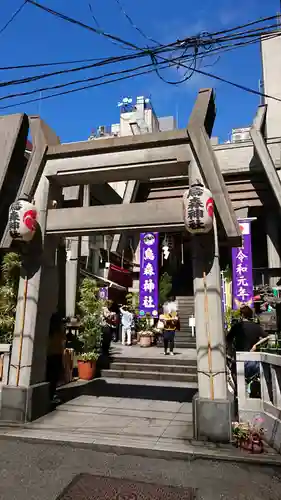 烏森神社の鳥居