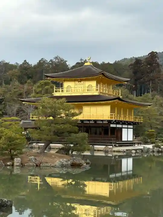 鹿苑寺(金閣寺)の{uncategorized: "未分類", other: "その他", undefined: "問題あり", building: "その他建物", grave: "お墓", sacred_gate: "鳥居", guardian: "狛犬", statue: "像", buddha: "仏像", history: "歴史", nature: "自然", garden: "庭園", animal: "動物", pagoda: "塔", temizu: "手水舎", mountain_gate: "山門・神門", sanctuary: "本殿・本堂", subordinate: "末社・摂社", art: "芸術", scenery: "景色", jizo: "地蔵", ema: "絵馬", goshuin: "御朱印", omikuji: "おみくじ", items: "授与品その他", amulet: "お守り", goshuincho: "御朱印帳", eats: "食事", festival: "お祭り", votive_dance: "神楽", shichigosan: "七五三参", wedding: "結婚式", experience: "体験その他", initially: "初詣", around: "周辺", anti_infection: "感染症対策"}