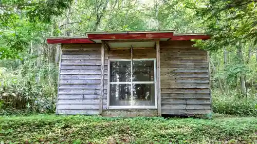 八幡神社の本殿