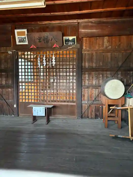 八幡宮の{uncategorized: "未分類", other: "その他", undefined: "問題あり", building: "その他建物", grave: "お墓", sacred_gate: "鳥居", guardian: "狛犬", statue: "像", buddha: "仏像", history: "歴史", nature: "自然", garden: "庭園", animal: "動物", pagoda: "塔", temizu: "手水舎", mountain_gate: "山門・神門", sanctuary: "本殿・本堂", subordinate: "末社・摂社", art: "芸術", scenery: "景色", jizo: "地蔵", ema: "絵馬", goshuin: "御朱印", omikuji: "おみくじ", items: "授与品その他", amulet: "お守り", goshuincho: "御朱印帳", eats: "食事", festival: "お祭り", votive_dance: "神楽", shichigosan: "七五三参", wedding: "結婚式", experience: "体験その他", initially: "初詣", around: "周辺", anti_infection: "感染症対策"}