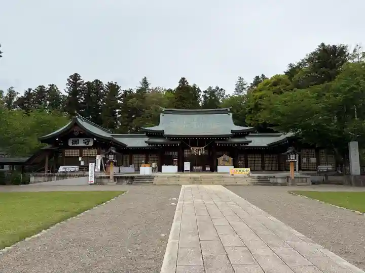 茨城縣護國神社の{uncategorized: "未分類", other: "その他", undefined: "問題あり", building: "その他建物", grave: "お墓", sacred_gate: "鳥居", guardian: "狛犬", statue: "像", buddha: "仏像", history: "歴史", nature: "自然", garden: "庭園", animal: "動物", pagoda: "塔", temizu: "手水舎", mountain_gate: "山門・神門", sanctuary: "本殿・本堂", subordinate: "末社・摂社", art: "芸術", scenery: "景色", jizo: "地蔵", ema: "絵馬", goshuin: "御朱印", omikuji: "おみくじ", items: "授与品その他", amulet: "お守り", goshuincho: "御朱印帳", eats: "食事", festival: "お祭り", votive_dance: "神楽", shichigosan: "七五三参", wedding: "結婚式", experience: "体験その他", initially: "初詣", around: "周辺", anti_infection: "感染症対策"}
