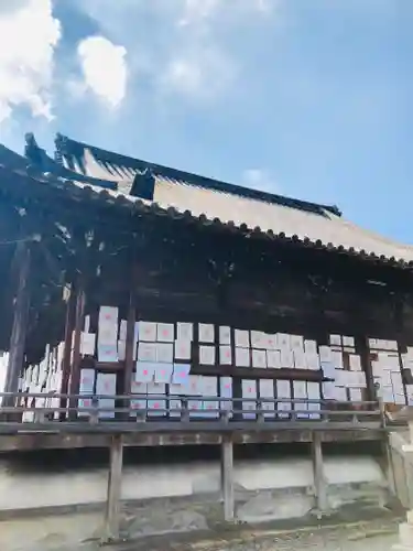 家原寺の本殿・本堂