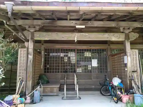 巴陵院の{uncategorized: "未分類", other: "その他", undefined: "問題あり", building: "その他建物", grave: "お墓", sacred_gate: "鳥居", guardian: "狛犬", statue: "像", buddha: "仏像", history: "歴史", nature: "自然", garden: "庭園", animal: "動物", pagoda: "塔", temizu: "手水舎", mountain_gate: "山門・神門", sanctuary: "本殿・本堂", subordinate: "末社・摂社", art: "芸術", scenery: "景色", jizo: "地蔵", ema: "絵馬", goshuin: "御朱印", omikuji: "おみくじ", items: "授与品その他", amulet: "お守り", goshuincho: "御朱印帳", eats: "食事", festival: "お祭り", votive_dance: "神楽", shichigosan: "七五三参", wedding: "結婚式", experience: "体験その他", initially: "初詣", around: "周辺", anti_infection: "感染症対策"}