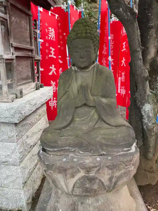 蓮華寺の{uncategorized: "未分類", other: "その他", undefined: "問題あり", building: "その他建物", grave: "お墓", sacred_gate: "鳥居", guardian: "狛犬", statue: "像", buddha: "仏像", history: "歴史", nature: "自然", garden: "庭園", animal: "動物", pagoda: "塔", temizu: "手水舎", mountain_gate: "山門・神門", sanctuary: "本殿・本堂", subordinate: "末社・摂社", art: "芸術", scenery: "景色", jizo: "地蔵", ema: "絵馬", goshuin: "御朱印", omikuji: "おみくじ", items: "授与品その他", amulet: "お守り", goshuincho: "御朱印帳", eats: "食事", festival: "お祭り", votive_dance: "神楽", shichigosan: "七五三参", wedding: "結婚式", experience: "体験その他", initially: "初詣", around: "周辺", anti_infection: "感染症対策"}