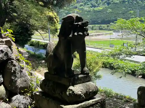 瀬田神宮の狛犬