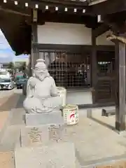 稲爪神社の像