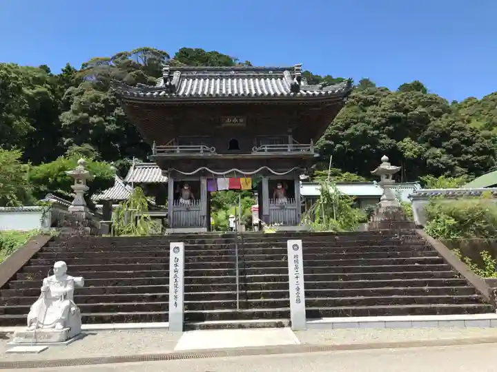 平等寺の山門・神門