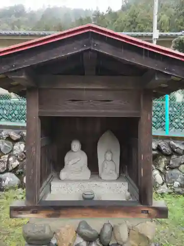 大徳院奥多摩教会の末社・摂社