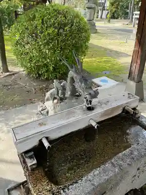 大神神社(花池)の手水舎