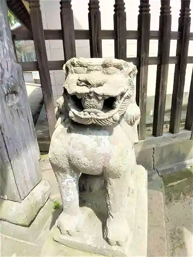 新北神社の狛犬