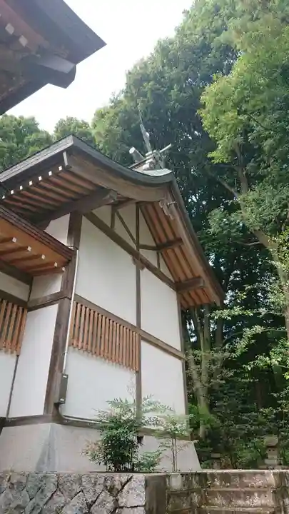 南大沢八幡神社の本殿・本堂