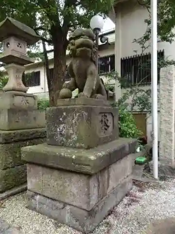 寒川神社の狛犬