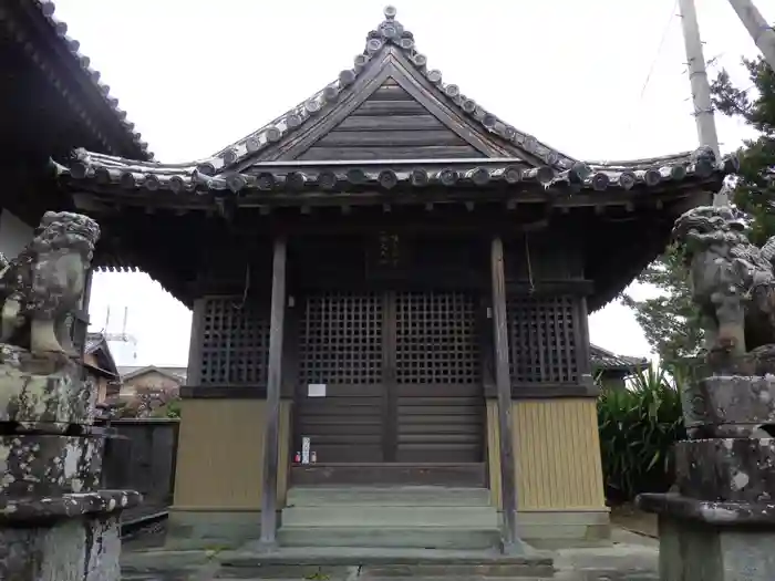 八幡総社両神社の本殿