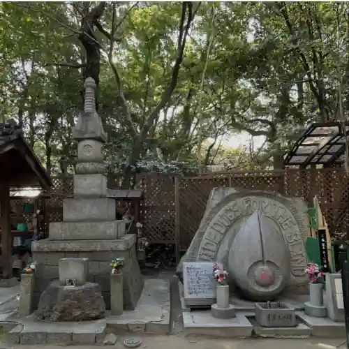 長楽寺の{uncategorized: "未分類", other: "その他", undefined: "問題あり", building: "その他建物", grave: "お墓", sacred_gate: "鳥居", guardian: "狛犬", statue: "像", buddha: "仏像", history: "歴史", nature: "自然", garden: "庭園", animal: "動物", pagoda: "塔", temizu: "手水舎", mountain_gate: "山門・神門", sanctuary: "本殿・本堂", subordinate: "末社・摂社", art: "芸術", scenery: "景色", jizo: "地蔵", ema: "絵馬", goshuin: "御朱印", omikuji: "おみくじ", items: "授与品その他", amulet: "お守り", goshuincho: "御朱印帳", eats: "食事", festival: "お祭り", votive_dance: "神楽", shichigosan: "七五三参", wedding: "結婚式", experience: "体験その他", initially: "初詣", around: "周辺", anti_infection: "感染症対策"}