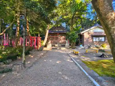 尾津神社（戸津）のその他建物