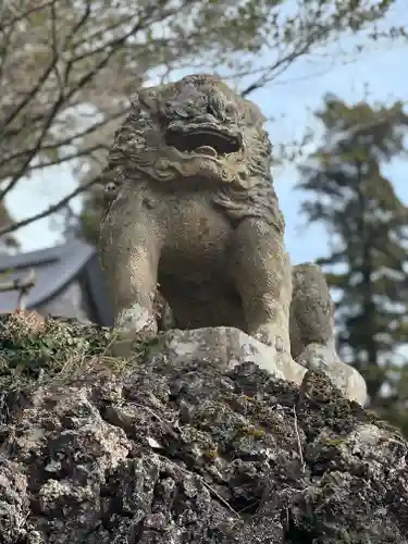 村山浅間神社の狛犬