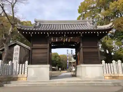 泊神社の山門・神門
