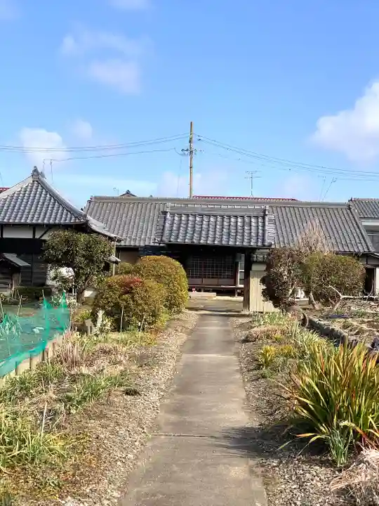 菩提寺の本殿・本堂