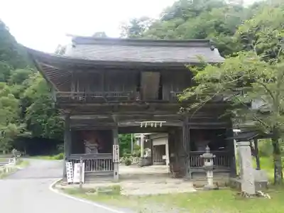 瑠璃寺の山門・神門