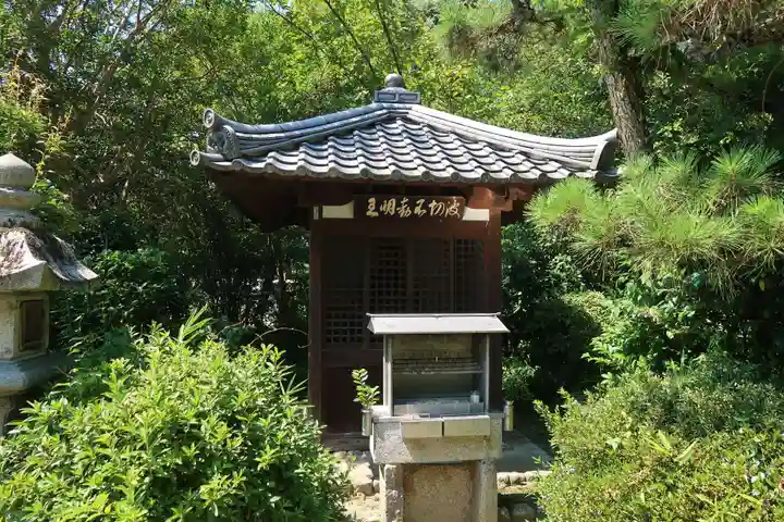 平等寺(三輪山平等寺)(奈良県)