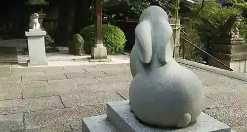 岡崎神社の狛犬