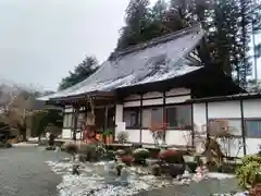 安楽寺の本殿