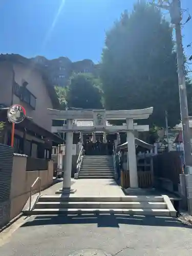 杉田八幡神社（杉田八幡宮）の{uncategorized: "未分類", other: "その他", undefined: "問題あり", building: "その他建物", grave: "お墓", sacred_gate: "鳥居", guardian: "狛犬", statue: "像", buddha: "仏像", history: "歴史", nature: "自然", garden: "庭園", animal: "動物", pagoda: "塔", temizu: "手水舎", mountain_gate: "山門・神門", sanctuary: "本殿・本堂", subordinate: "末社・摂社", art: "芸術", scenery: "景色", jizo: "地蔵", ema: "絵馬", goshuin: "御朱印", omikuji: "おみくじ", items: "授与品その他", amulet: "お守り", goshuincho: "御朱印帳", eats: "食事", festival: "お祭り", votive_dance: "神楽", shichigosan: "七五三参", wedding: "結婚式", experience: "体験その他", initially: "初詣", around: "周辺", anti_infection: "感染症対策"}