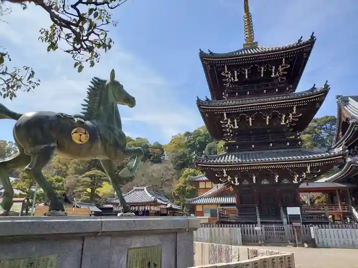 水間寺の{uncategorized: "未分類", other: "その他", undefined: "問題あり", building: "その他建物", grave: "お墓", sacred_gate: "鳥居", guardian: "狛犬", statue: "像", buddha: "仏像", history: "歴史", nature: "自然", garden: "庭園", animal: "動物", pagoda: "塔", temizu: "手水舎", mountain_gate: "山門・神門", sanctuary: "本殿・本堂", subordinate: "末社・摂社", art: "芸術", scenery: "景色", jizo: "地蔵", ema: "絵馬", goshuin: "御朱印", omikuji: "おみくじ", items: "授与品その他", amulet: "お守り", goshuincho: "御朱印帳", eats: "食事", festival: "お祭り", votive_dance: "神楽", shichigosan: "七五三参", wedding: "結婚式", experience: "体験その他", initially: "初詣", around: "周辺", anti_infection: "感染症対策"}