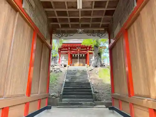 戸倉神社の{uncategorized: "未分類", other: "その他", undefined: "問題あり", building: "その他建物", grave: "お墓", sacred_gate: "鳥居", guardian: "狛犬", statue: "像", buddha: "仏像", history: "歴史", nature: "自然", garden: "庭園", animal: "動物", pagoda: "塔", temizu: "手水舎", mountain_gate: "山門・神門", sanctuary: "本殿・本堂", subordinate: "末社・摂社", art: "芸術", scenery: "景色", jizo: "地蔵", ema: "絵馬", goshuin: "御朱印", omikuji: "おみくじ", items: "授与品その他", amulet: "お守り", goshuincho: "御朱印帳", eats: "食事", festival: "お祭り", votive_dance: "神楽", shichigosan: "七五三参", wedding: "結婚式", experience: "体験その他", initially: "初詣", around: "周辺", anti_infection: "感染症対策"}