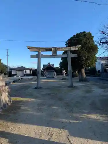 三社の鳥居