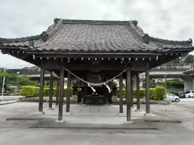 谷山護国神社の{uncategorized: "未分類", other: "その他", undefined: "問題あり", building: "その他建物", grave: "お墓", sacred_gate: "鳥居", guardian: "狛犬", statue: "像", buddha: "仏像", history: "歴史", nature: "自然", garden: "庭園", animal: "動物", pagoda: "塔", temizu: "手水舎", mountain_gate: "山門・神門", sanctuary: "本殿・本堂", subordinate: "末社・摂社", art: "芸術", scenery: "景色", jizo: "地蔵", ema: "絵馬", goshuin: "御朱印", omikuji: "おみくじ", items: "授与品その他", amulet: "お守り", goshuincho: "御朱印帳", eats: "食事", festival: "お祭り", votive_dance: "神楽", shichigosan: "七五三参", wedding: "結婚式", experience: "体験その他", initially: "初詣", around: "周辺", anti_infection: "感染症対策"}
