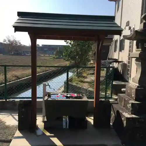 田脇日吉神社の手水舎