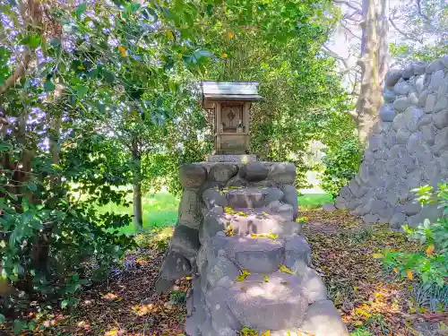 神明社の末社・摂社