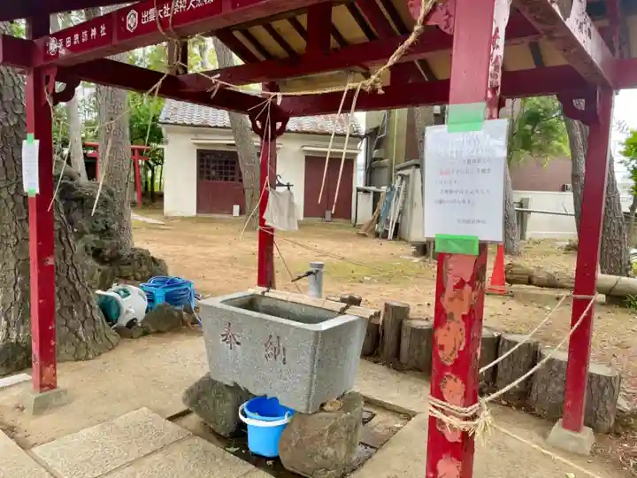 諏訪神社の手水舎