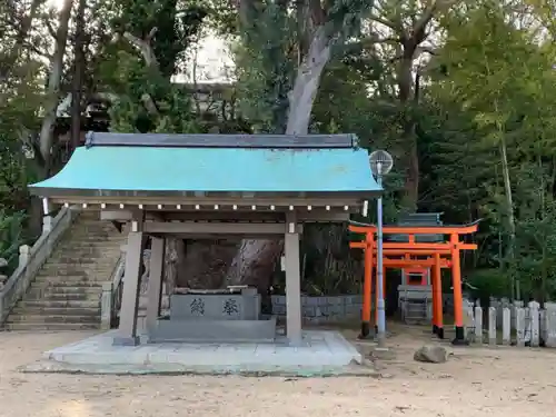神本神社の手水舎