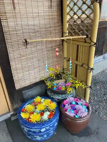 多賀神社の手水舎