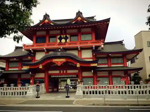 射楯兵主神社の山門