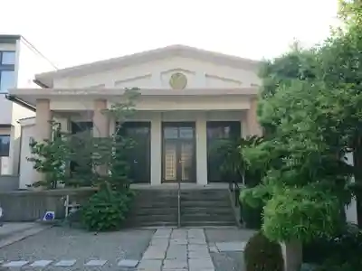 覚岸寺の本殿・本堂