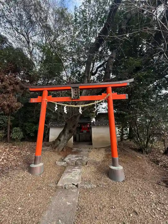 廣瀬大社の{uncategorized: "未分類", other: "その他", undefined: "問題あり", building: "その他建物", grave: "お墓", sacred_gate: "鳥居", guardian: "狛犬", statue: "像", buddha: "仏像", history: "歴史", nature: "自然", garden: "庭園", animal: "動物", pagoda: "塔", temizu: "手水舎", mountain_gate: "山門・神門", sanctuary: "本殿・本堂", subordinate: "末社・摂社", art: "芸術", scenery: "景色", jizo: "地蔵", ema: "絵馬", goshuin: "御朱印", omikuji: "おみくじ", items: "授与品その他", amulet: "お守り", goshuincho: "御朱印帳", eats: "食事", festival: "お祭り", votive_dance: "神楽", shichigosan: "七五三参", wedding: "結婚式", experience: "体験その他", initially: "初詣", around: "周辺", anti_infection: "感染症対策"}