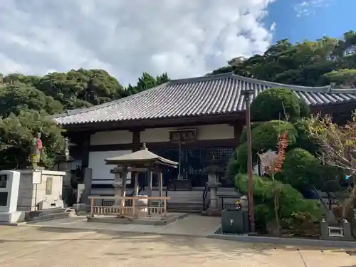 川福寺の本殿・本堂