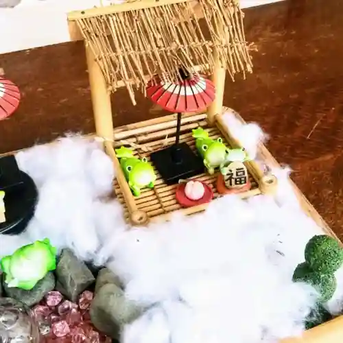 彌彦神社　(伊夜日子神社)の像