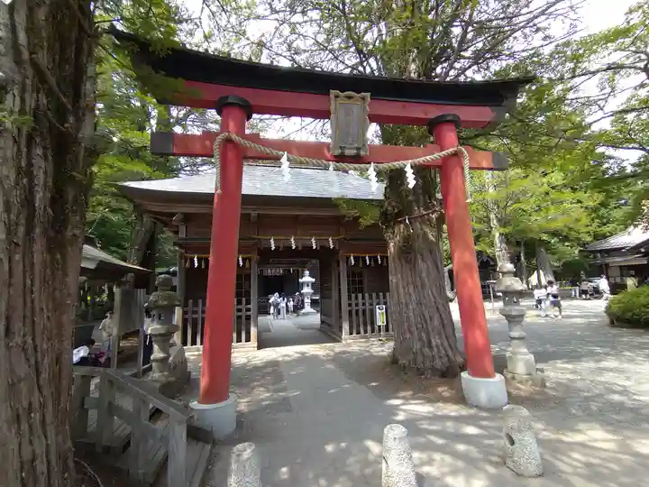 淺間神社(忍野八海)(山梨県)