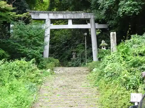 都々古別神社(馬場)の鳥居